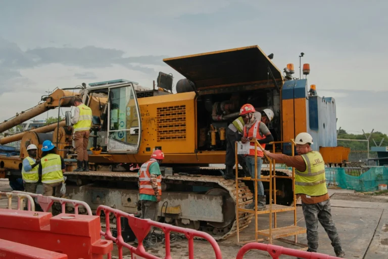 Digital Twins in Action: Revolutionizing Drilling Operations for Efficiency and Safety